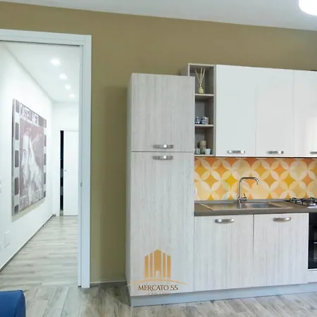 Mercato55 فندق مبيت وإفطار كاستلانيتا