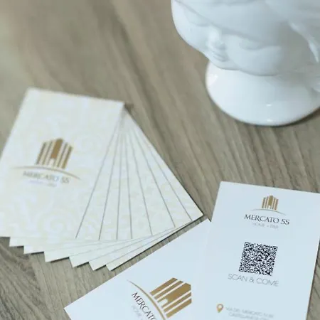 Mercato55 فندق مبيت وإفطار كاستلانيتا